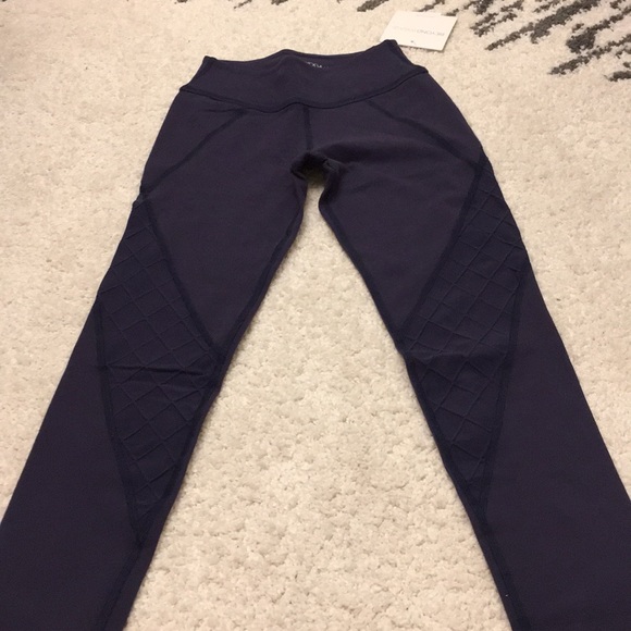 Beyond yoga leggings xxs NWT - Picture 5 of 5